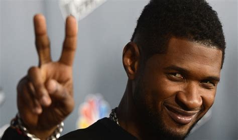 ¡Una Noche Encantada con Usher: La Voz que Conquistó Sudáfrica! Una Celebración de Talento y Cultura