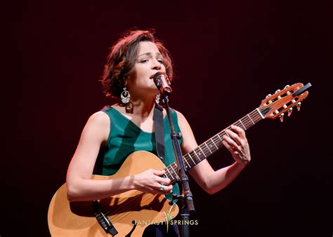 ¡El Concierto de Natalia Lafourcade en el Palacio de Bellas Artes: Una Noche Mágica de Música y Emoción!